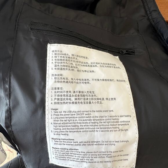 University Montana Griz Puffer Vest Black LARGE Pockets Football Unique Quilted - Picture 7 of 8